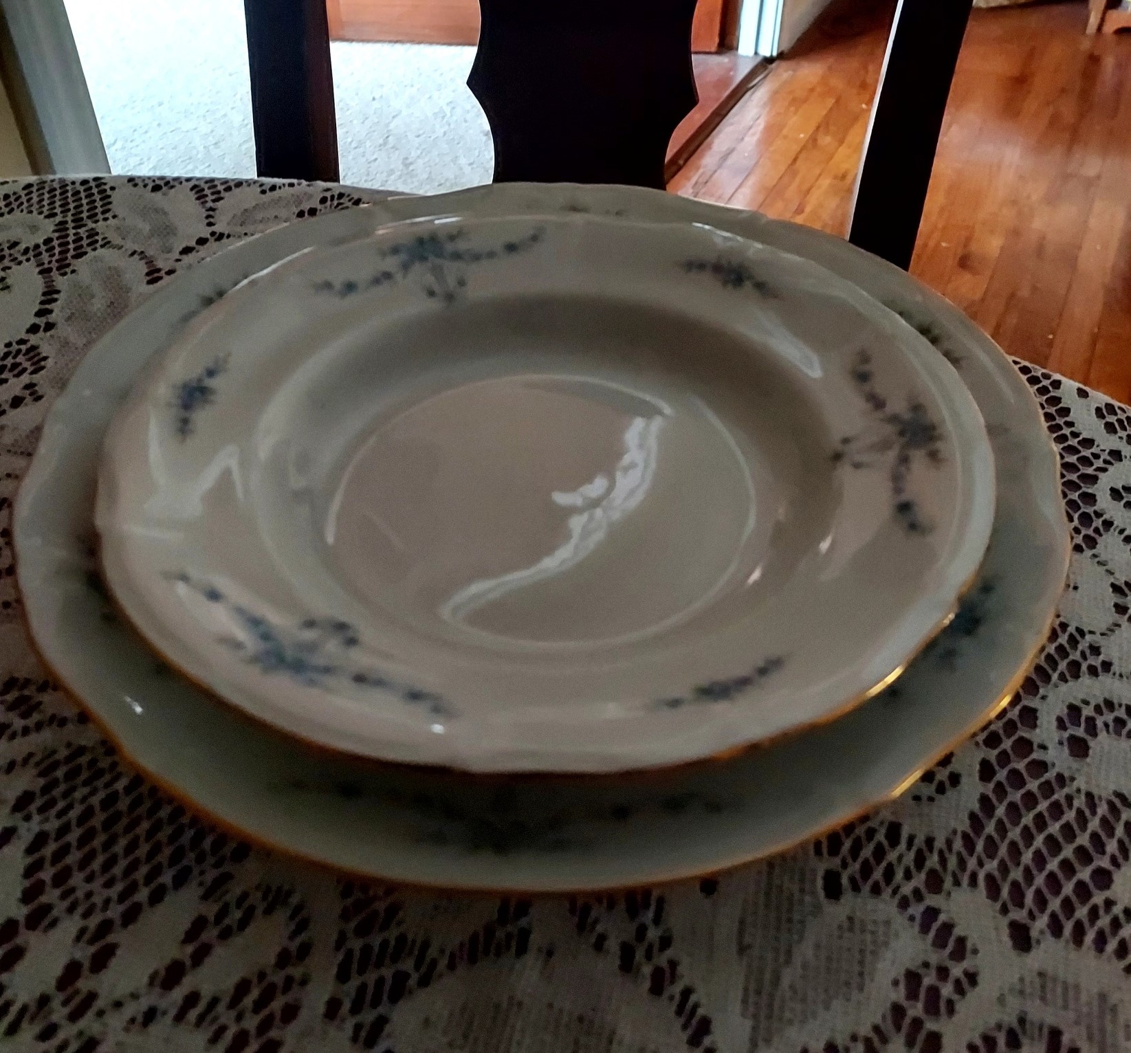 All set: Precious finds from our grandmother’s China set collection